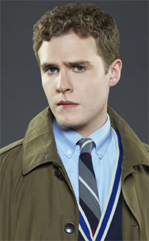 Iain De Caestecker